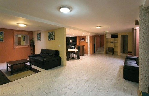 Pantin Apartment | One bedroom apartment located north of Paris near Métro