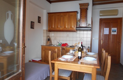 Zaklopatica Apartment | Cozy One Bedroom Apartment Steps from Zaklopatica Beach