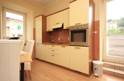 Ika Apartment | Beachfront One Bedroom Apartment in Ika, Opatija