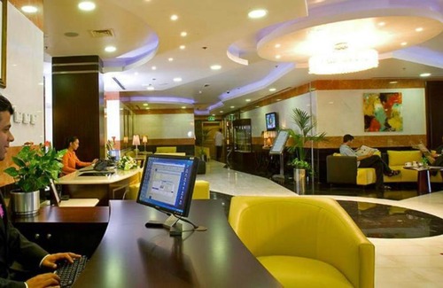 Al Barsha 1 Apartment | Elegant One Bedroom Apartment Near Mashreq Metro Station