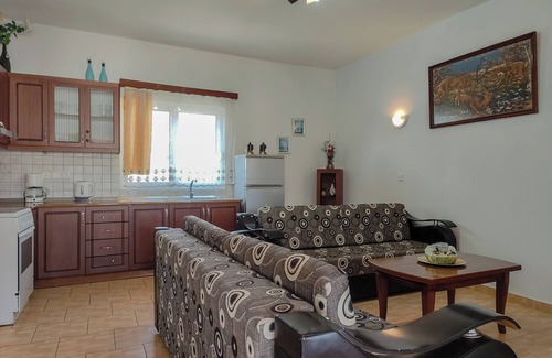 Ksamil Apartment | One bedroom apartment with spacious veranda