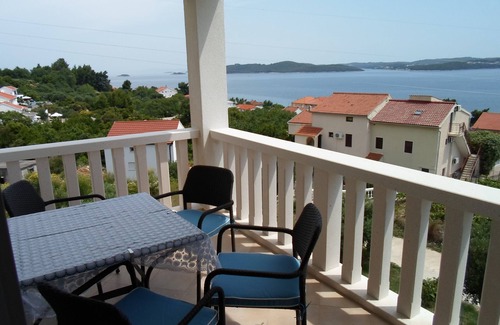 Kuciste Apartment | Pet-Friendly Apartment with Balcony & Ocean View in Kučište