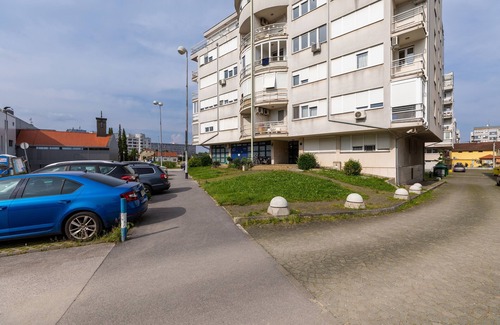 Zagreb Apartment | Cozy One Bedroom Apartment with Balcony in Zagreb