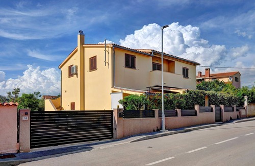 Valbandon Apartment | Beautiful One Bedroom Apartment with Terrace in Fažana
