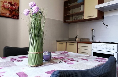 Valbandon Apartment | Pet-Friendly One Bedroom Apartment with Balcony in Fažana
