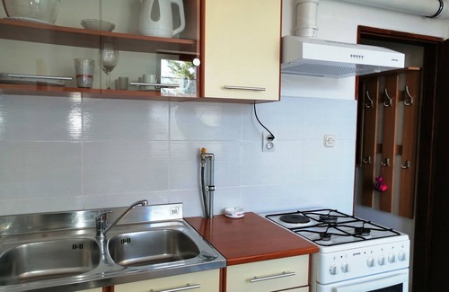 Valbandon Apartment | Pet-Friendly One Bedroom Apartment with Balcony in Fažana