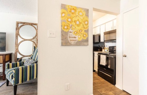 Park Central Apartment | Cozy One Bedroom Apartment with Inviting Pool View