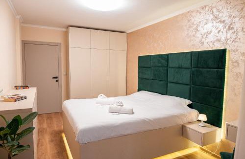 Plovdiv Center Apartment | Discover The BizHub: 4-Star Hotel with Free Gym Access