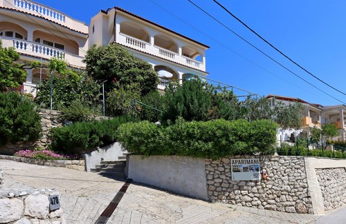 Lopar Apartment | Top-Rated Oceanfront Apartment in Lopar, Rab with Kitchen