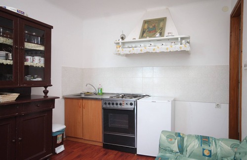 Beli Apartment | Cozy One Bedroom Apartment with Ocean View in Beli, Cres