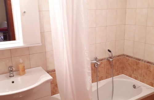 Rab Apartment | Cozy One Bedroom Apartment with Balcony in Mundanije, Rab