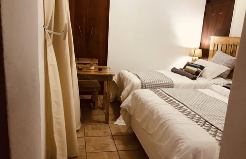 Eikenbosch House | Cozy One Bedroom Apartment for Daily Rentals