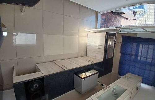 Trawal Apartment | Cozy One Bedroom Apartment with Spa and Hot Tub Access