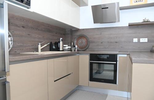 Stikovica Apartment | Cozy One Bedroom Apartment Zefir by Štikovica Beach