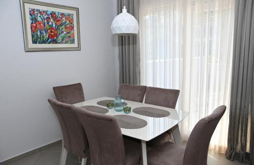 Stikovica Apartment | Cozy One Bedroom Apartment Zefir by Štikovica Beach