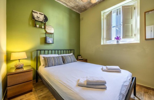 Hamrun Apartment | Cozy One Bedroom Apartment Near Valletta - Pet Friendly