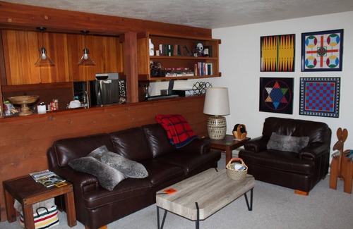 Moose Wilson Road Condo | Cozy Retreat at Base of Majestic Mountain with Pool Access