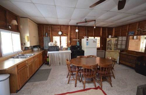 Traverse City House | Cozy Lake Leelanau Cabin: Family Fun & Pet Friendly Stay