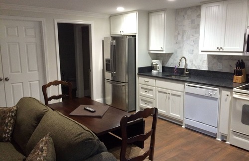 Lake Oconee Villa | Executive Suite: Spacious Retreat with Kitchen & Spa