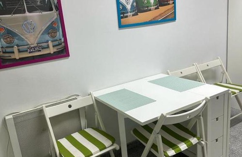 Stuwerviertel Apartment | Inviting One-Bedroom Flat Near Prater & Messe with Kid-Friendly Amenities