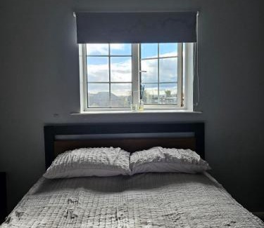 Sittingbourne Apartment | Cozy One Bedroom Flat in Sittingbourne - Family Friendly Stay
