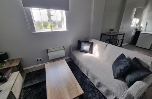 Sittingbourne Apartment | Cozy One Bedroom Flat in Sittingbourne - Family Friendly Stay