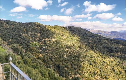 Benalauria House | Cozy Home in Benalauría with Kitchenette & Pet-Friendly