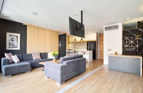 Corazon de Jesus Apartment | Relax in a One Bedroom Oasis with Huge Balcony & Pool