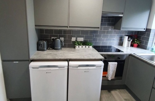 Woburn Sands Apartment | One Bedroom modern apartment. Could sleep 3 people.