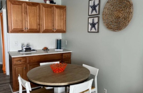 Ocean Isle Beach Condo | Beautiful Oceanfront Retreat Steps from the Sand with Pool