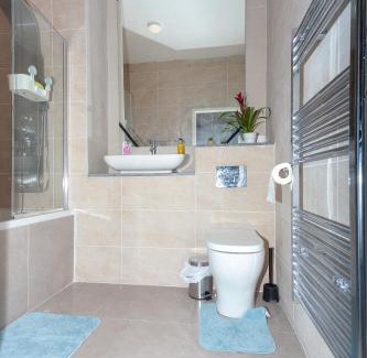 Smethwick Apartment | Child-Friendly One Bedroom Serviced Apartment in Smethwick