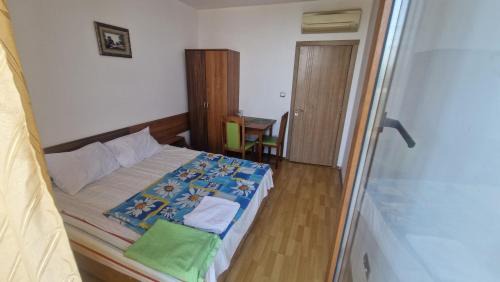 Chernomorets Apartment | One bedroom studio