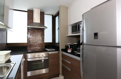 Bang Kaeo Apartment | Modern One Bedroom Superior Room with Breakfast & Pool