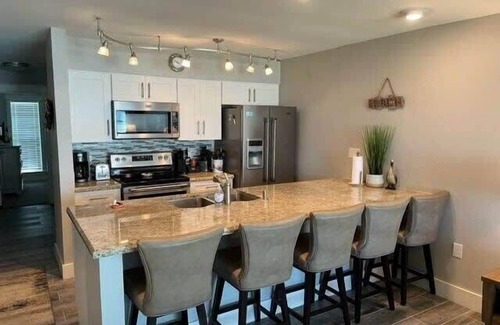 Port Aransas Condo | Beachside Bliss: Pelicans Landing Unit 1405 Awaits You!