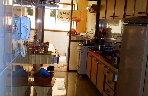 Jardim Vitoria Apartment | Cozy Suites Steps from Guarujá Cove Beach - 9.8 Rated!