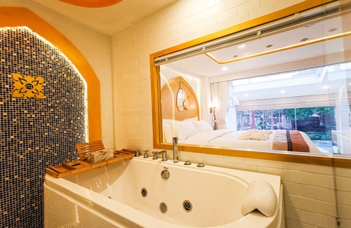 Ayutthaya Hotel | Inviting One Dhatu Ayutthaya Premium Homestay with Spa