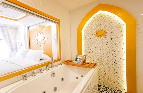 Ayutthaya Hotel | Inviting One Dhatu Ayutthaya Premium Homestay with Spa
