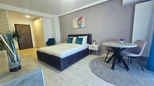 Drumul Taberei Apartment | Stylish One Fancy Studio - Rated 9.6/10 by Guests