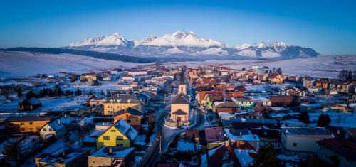 Maly Slavkov House | Discover Comfort One Floor Under High Tatras with Breakfast