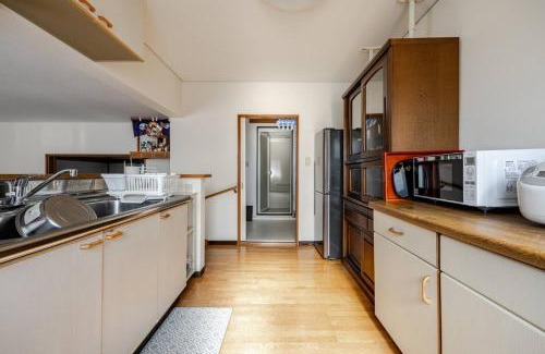 Shiraoi-cho House | Convenient Access to Upopoy from One House, Family-Friendly Stay