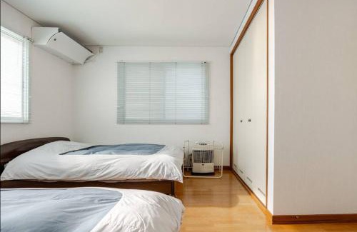 Shiraoi-cho House | Convenient Access to Upopoy from One House, Family-Friendly Stay