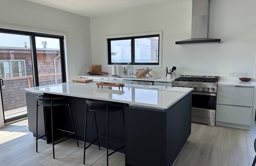 Ocean Bay Park House | Beachside Retreat: New 4-Bedroom Home in Ocean Bay Park