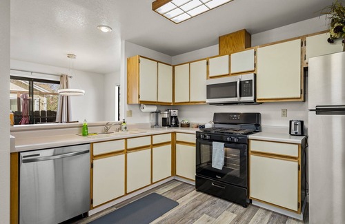 Northwest Reno House | Modern Retreat Minutes from Downtown with Family-Friendly Perks