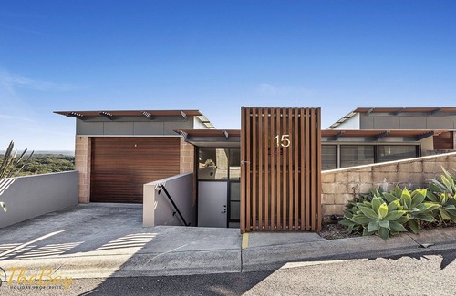 Boat Harbour Apartment | One Mile Ridge No.15 - Scenic Bushland Views & Family Pool