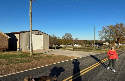 Chesnee RV Rental | Unforgettable One Night Stay with Family-Friendly Amenities