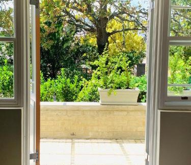 Somerset West House | Discover One Oak Guest House: Exceptional 4-Star Stay