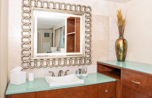 Atlantic Beach Hotel | Discover One Ocean Resort and Spa: Beachfront Bliss Awaits