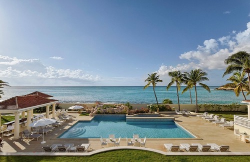 Les Terres Basses Villa | Unique 10-Bedroom Villa with Private Pool and Ocean Views
