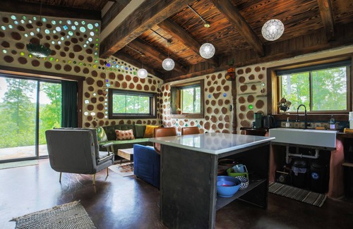Lupton City Cabin | Enchanting Goldfinch Cabin: Pet-Friendly Mountain Retreat