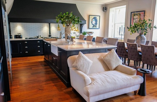 Torquay House | Experience Torquay's Elegant Victorian Mansion Getaway